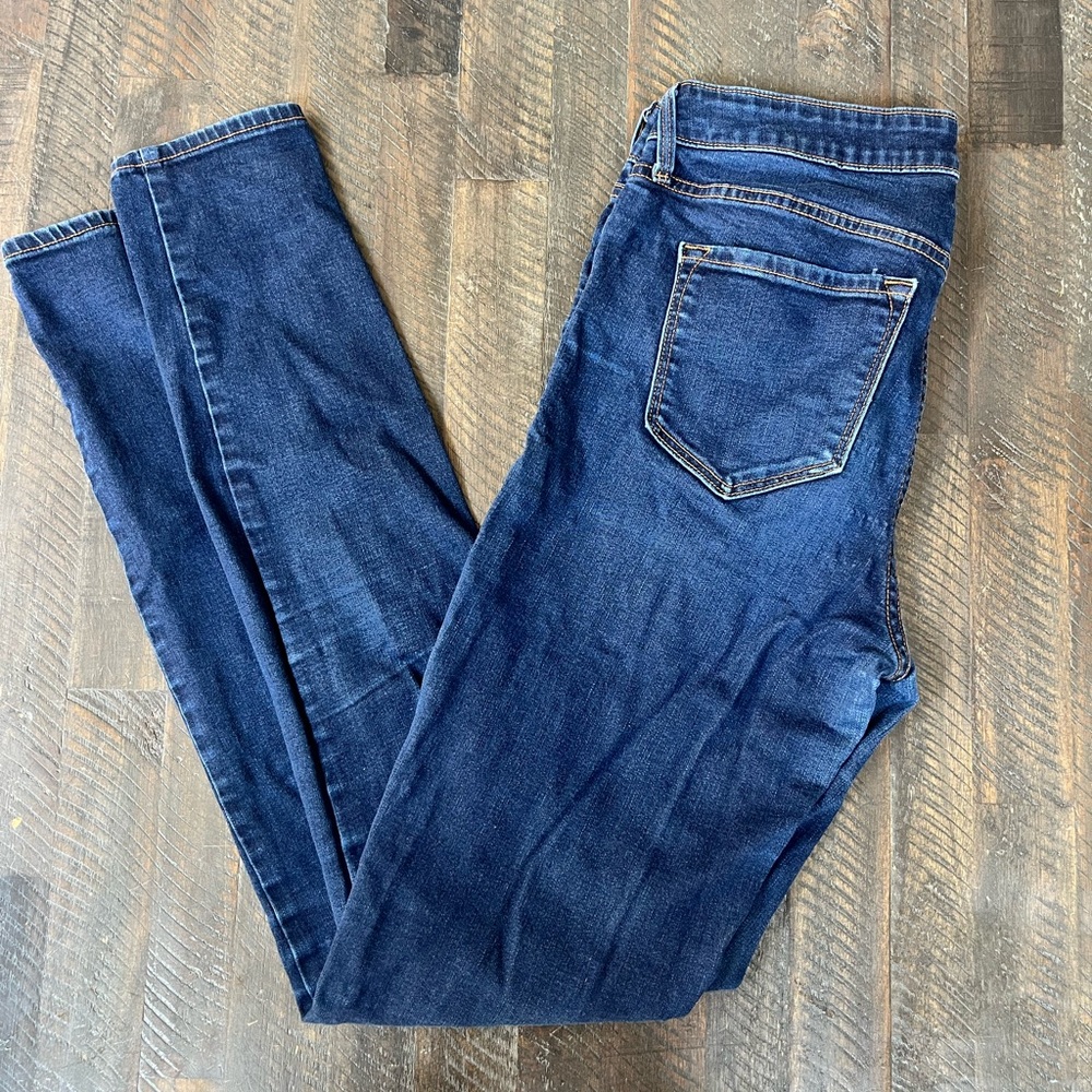 Old Navy Size 8 Long Rockstar Mid Rise Jeans Stretch Soft Denim Dark Wash